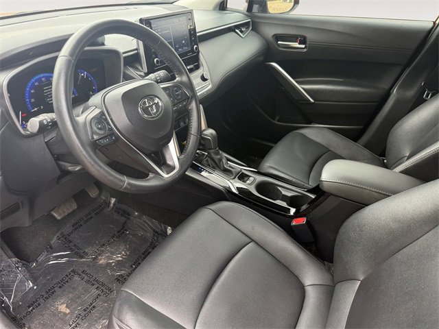 Used 2022 Toyota Corolla Cross XLE image 14