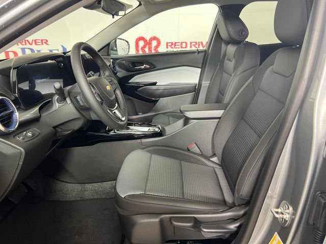 New 2026 Chevrolet Trax LT w/ Driver Confidence Package FWD image 9