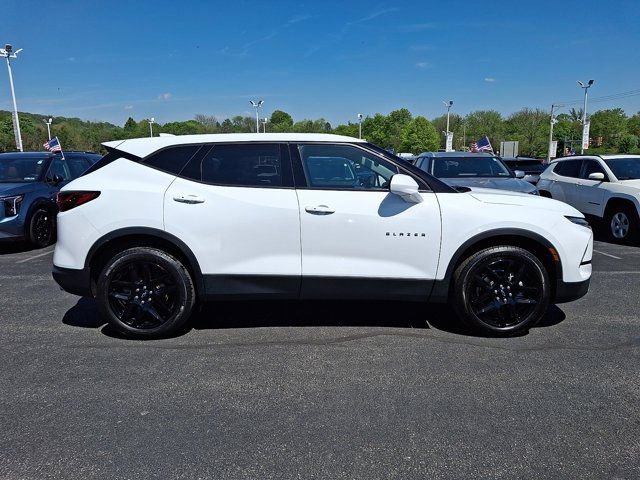 Used 2023 Chevrolet Blazer LT w/ Driver Confidence Package AWD/4WD image 9