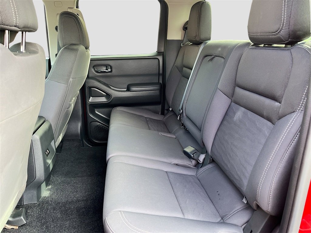 Used 2022 Nissan Frontier SV w/ Technology Package image 22