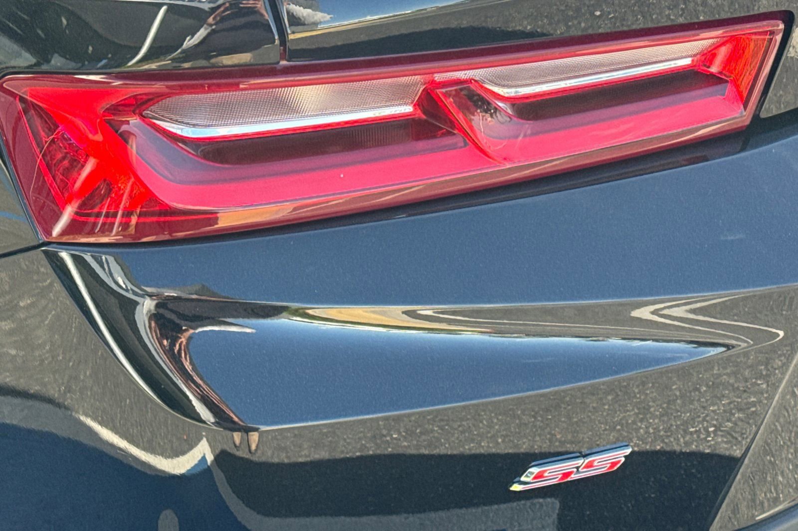 Used 2016 Chevrolet Camaro SS image 26