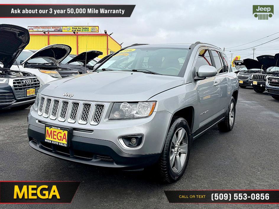 Used 2016 Jeep Compass High Altitude image 3