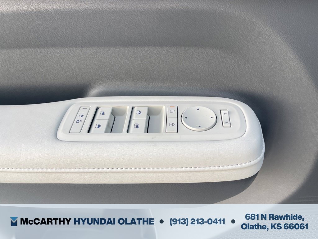 Used 2026 Hyundai Santa Fe SEL AWD/4WD image 30