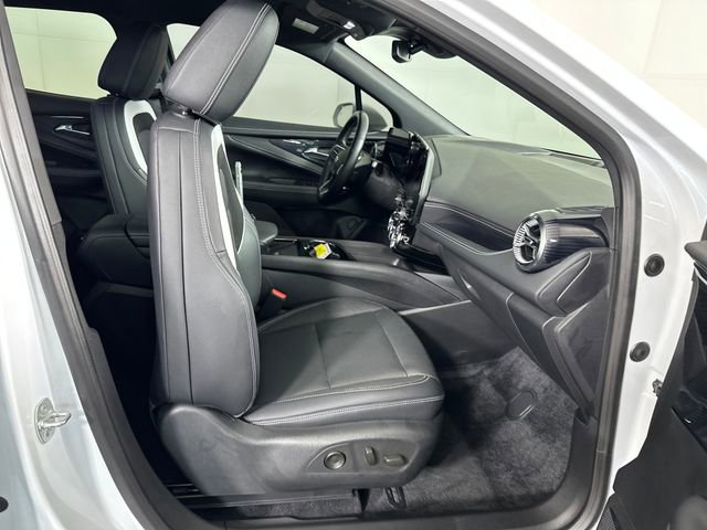 Used 2024 Chevrolet Blazer EV LT image 28