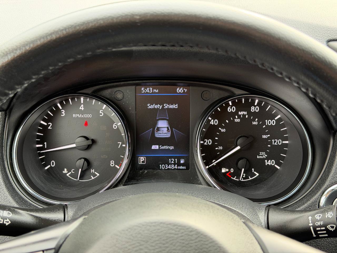Used 2018 Nissan Rogue SV AWD/4WD image 18