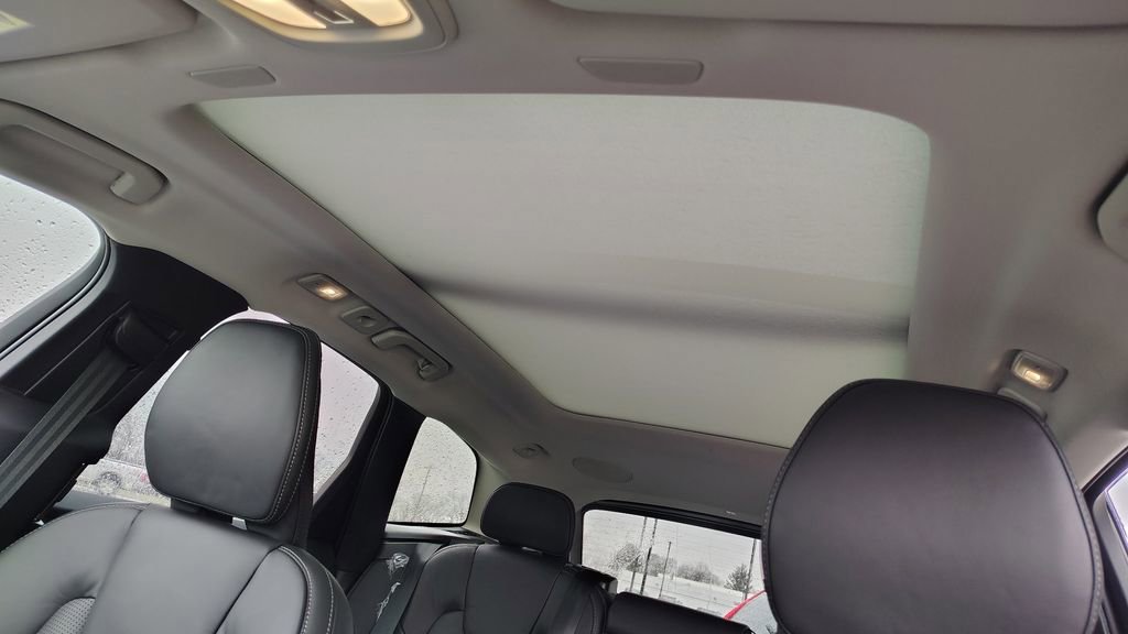 New 2026 Volvo XC60 B5 Ultra w/ Climate Package image 27