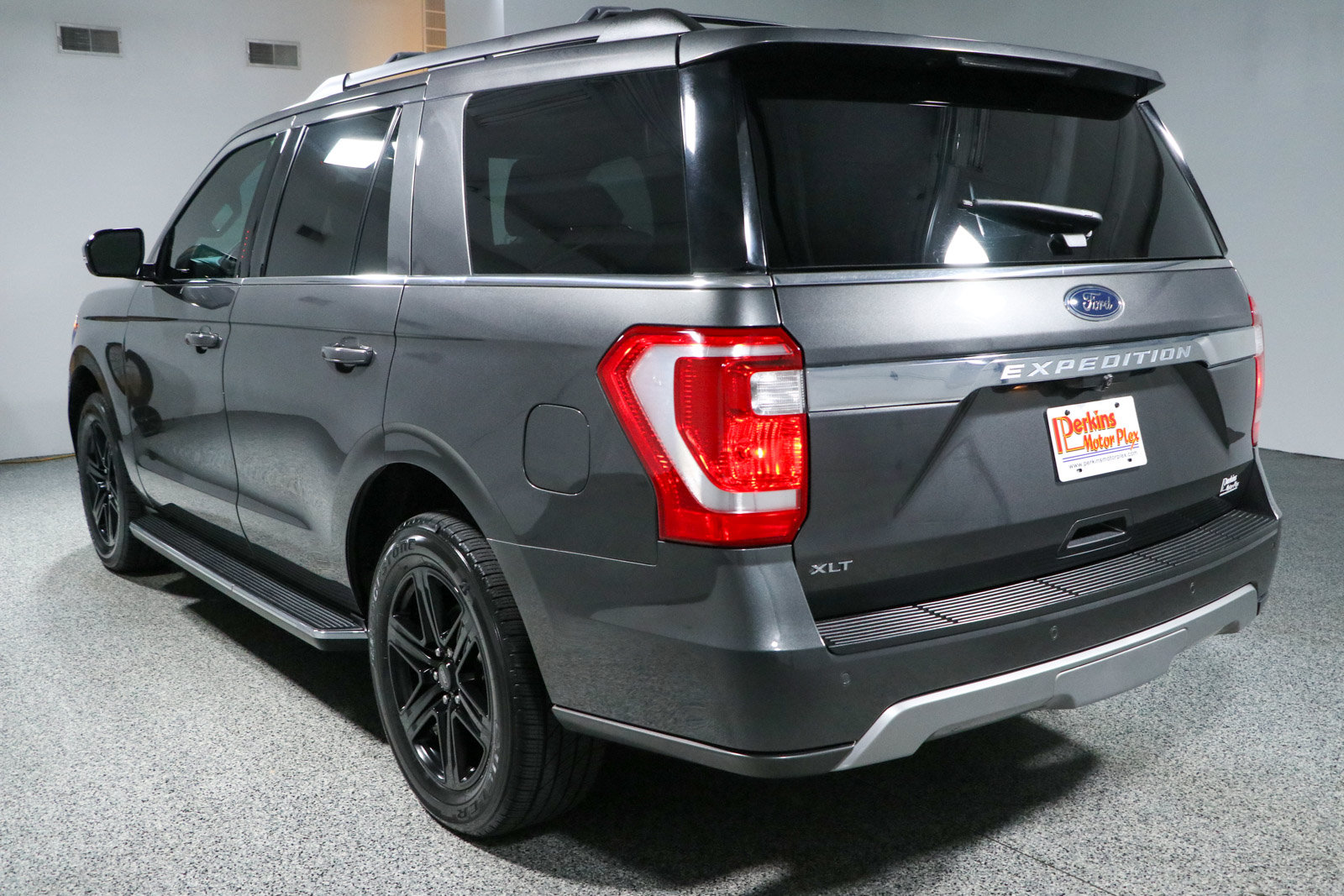Used 2021 Ford Expedition XLT RWD image 9
