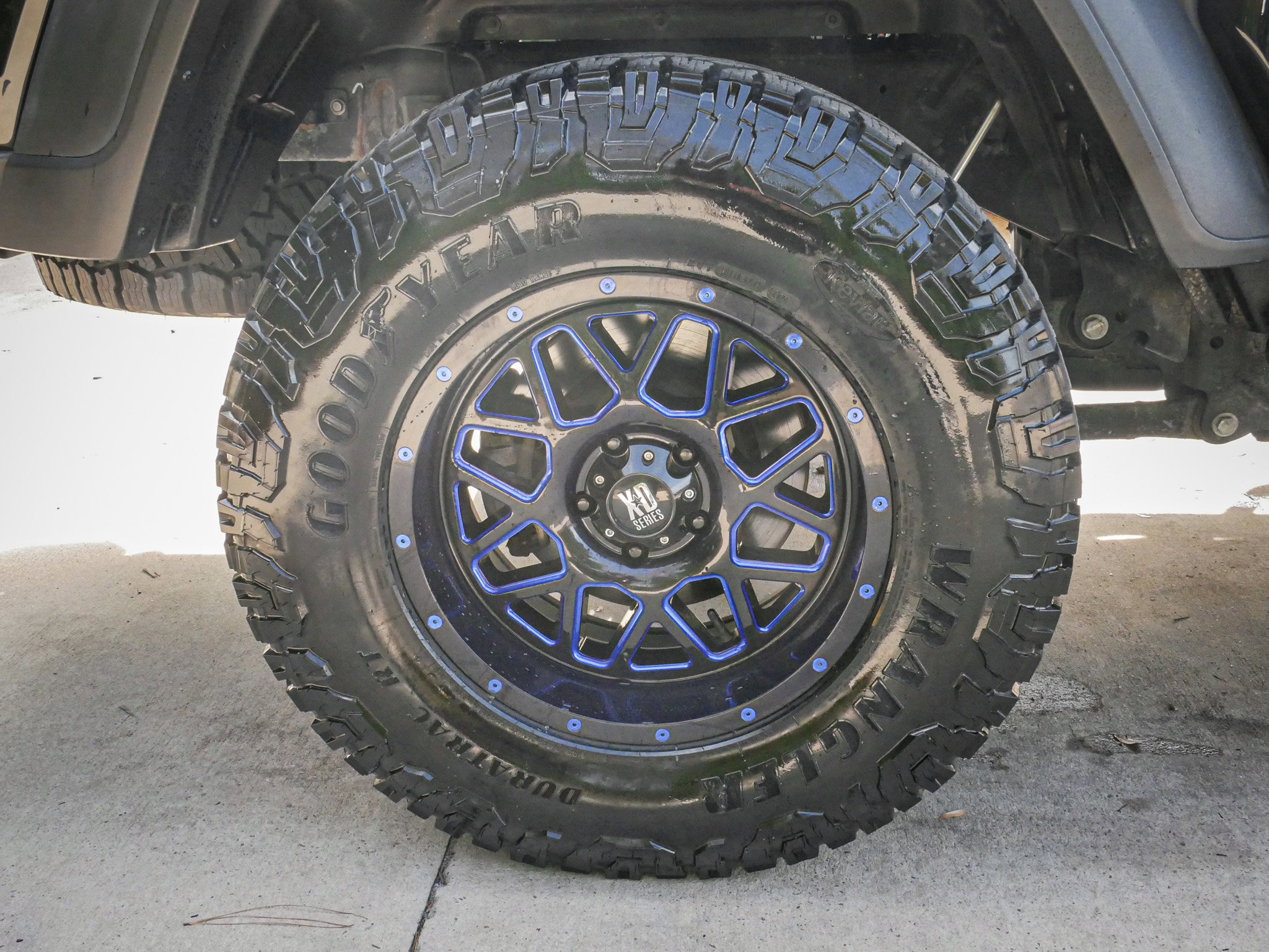 Used 2020 Jeep Gladiator Sport w/ Quick Order Package 24S image 13