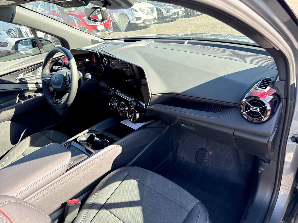 New 2025 Chevrolet Blazer EV RS RWD image 27