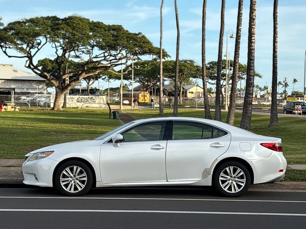 Used 2013 Lexus ES 350 image 2