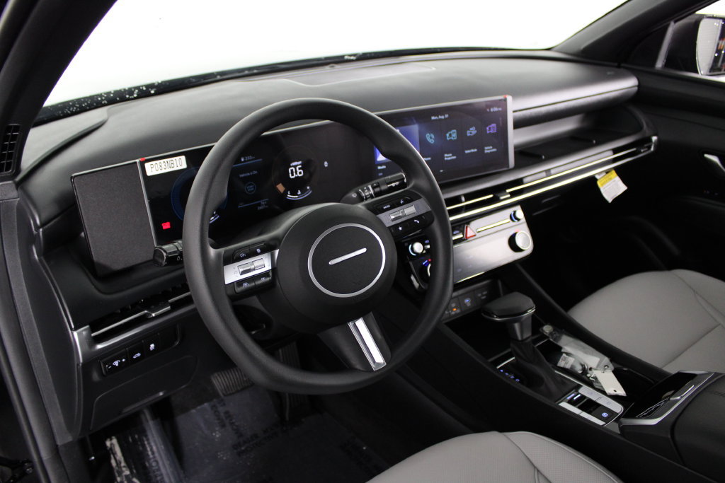Certified 2026 Hyundai Santa Cruz SEL FWD image 17