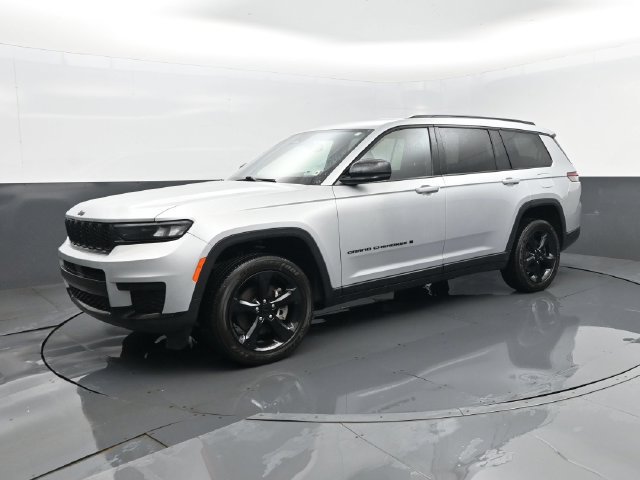 Used 2023 Jeep Grand Cherokee L Laredo