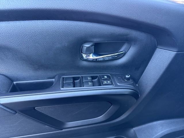 Used 2021 Nissan Titan PRO-4X w/ Off Road Protection Package AWD/4WD image 10