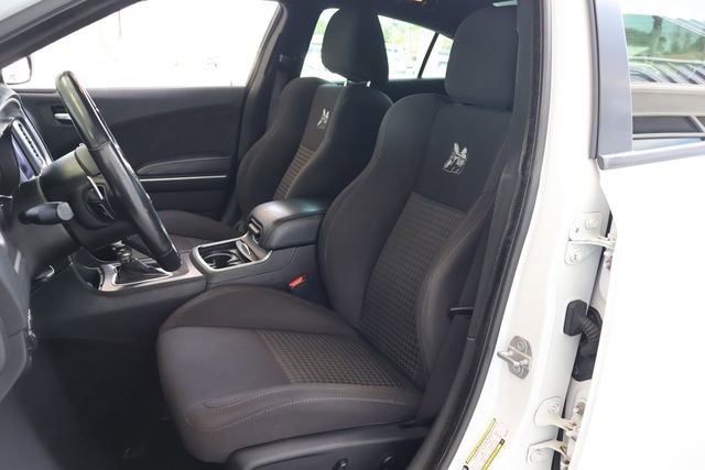 Used 2019 Dodge Charger Scat Pack RWD image 15