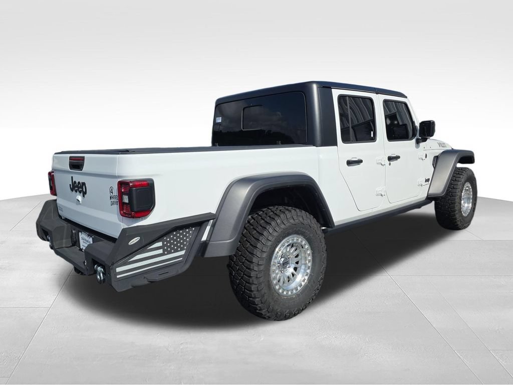 Used 2025 Jeep Gladiator Sport AWD/4WD image 5