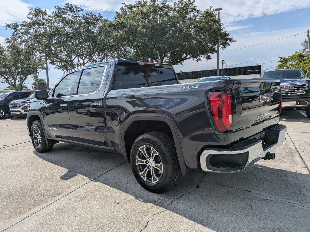Used 2025 GMC Sierra 1500 SLT AWD/4WD image 6