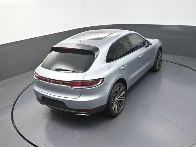 Used 2019 Porsche Macan AWD/4WD image 29