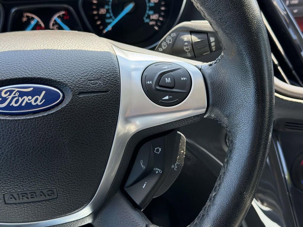 Used 2014 Ford Escape Titanium FWD image 10