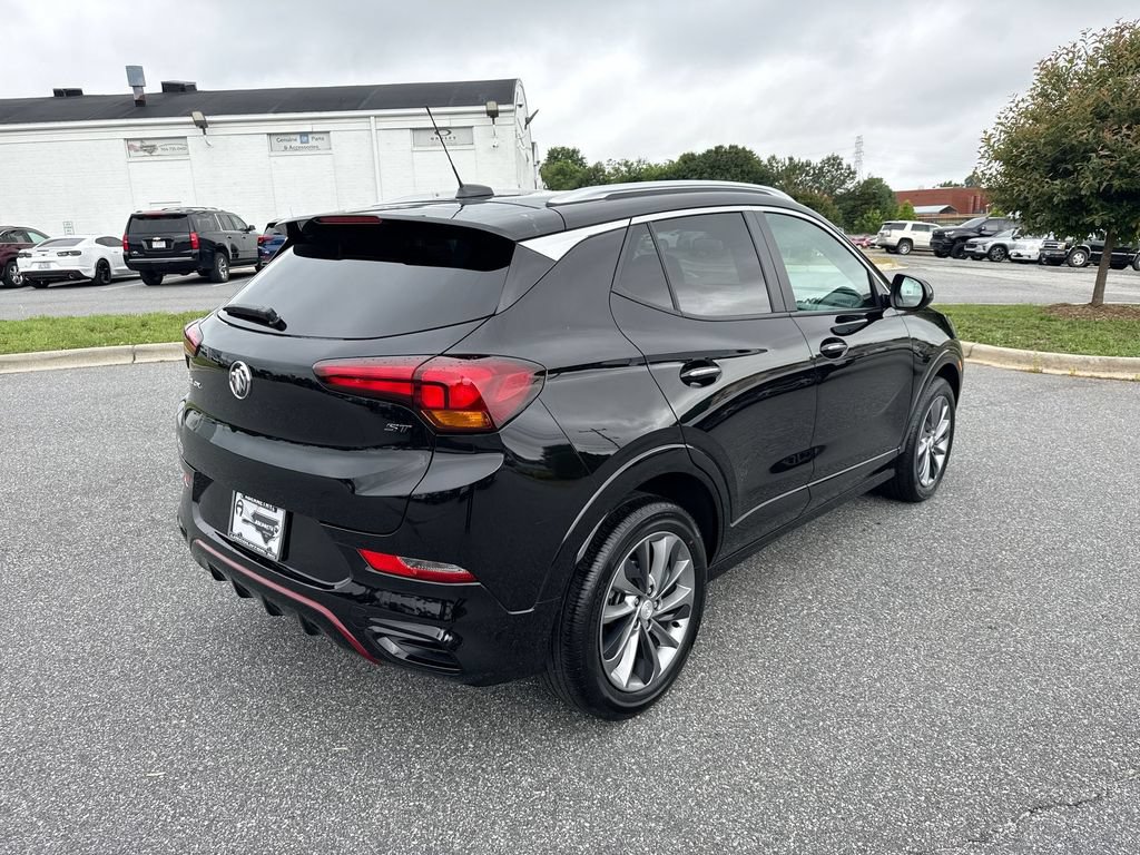 Certified 2023 Buick Encore GX Select w/ Sport Touring Package FWD image 6
