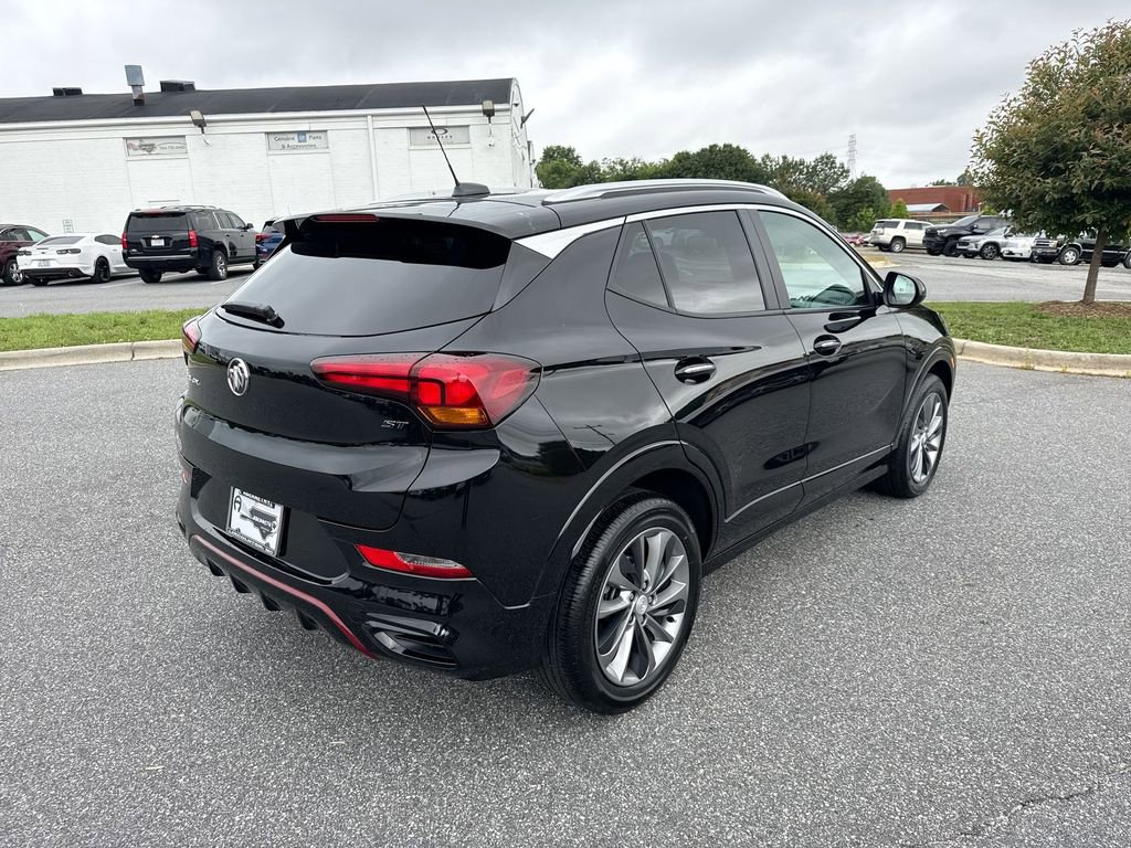 Certified 2023 Buick Encore GX Select w/ Sport Touring Package FWD image 6