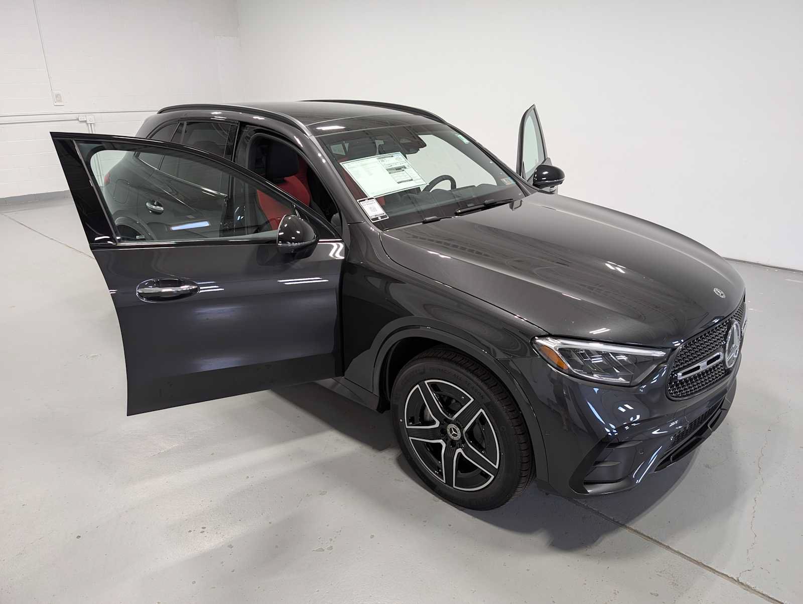 New 2026 Mercedes-Benz GLC 300 4MATIC image 14