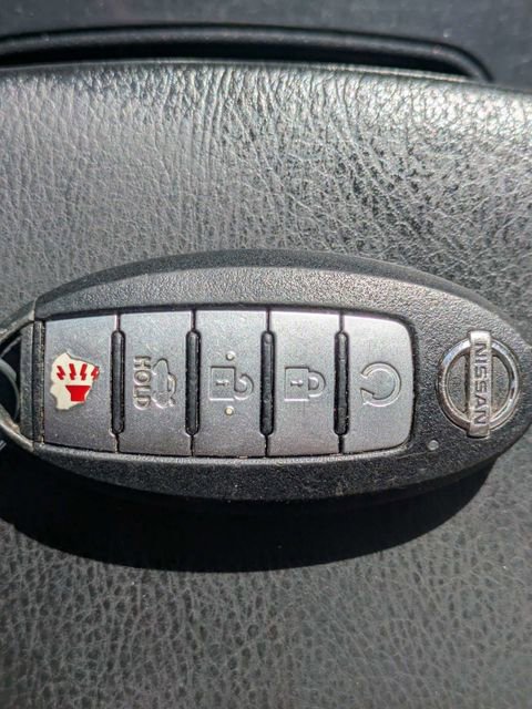 Used 2022 Nissan Maxima Platinum w/ Sport Mat Group FWD image 33