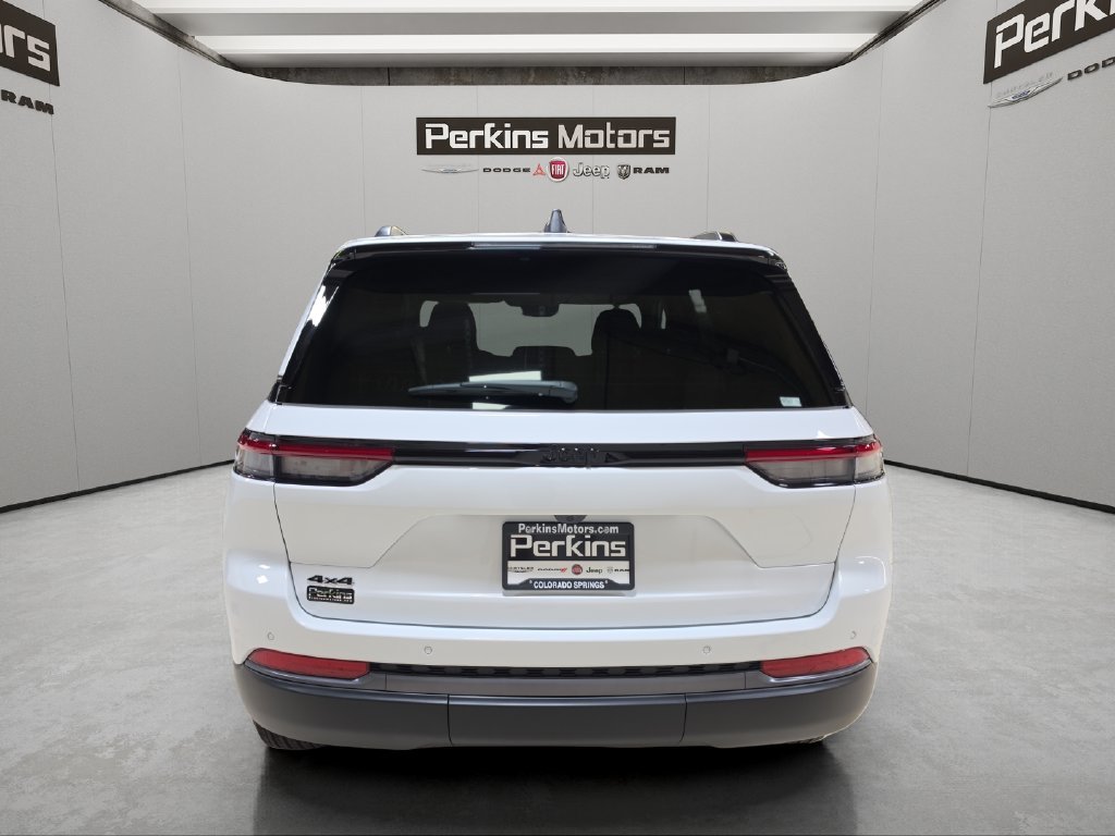 New 2027 Jeep Grand Cherokee 4WD image 4