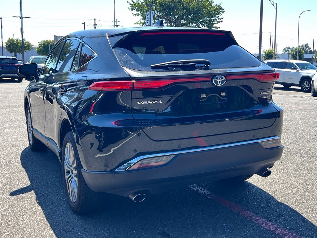 Used 2022 Toyota Venza Limited AWD/4WD image 7