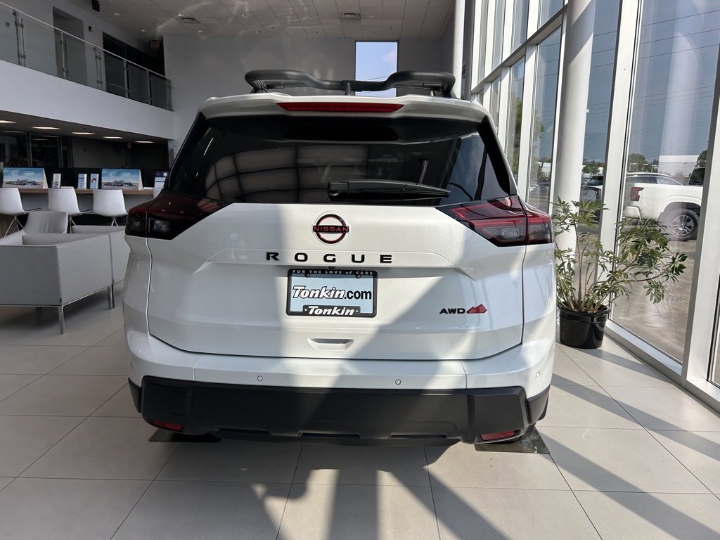 New 2026 Nissan Rogue SV image 5