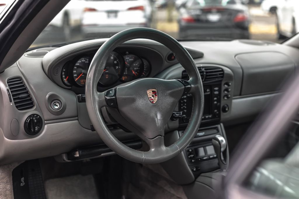 Used 2001 Porsche 911 Carrera 4 AWD/4WD image 14