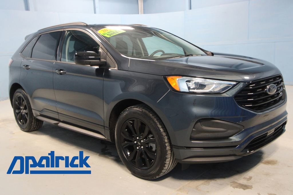 Used 2022 Ford Edge SE w/ Black Appearance Package