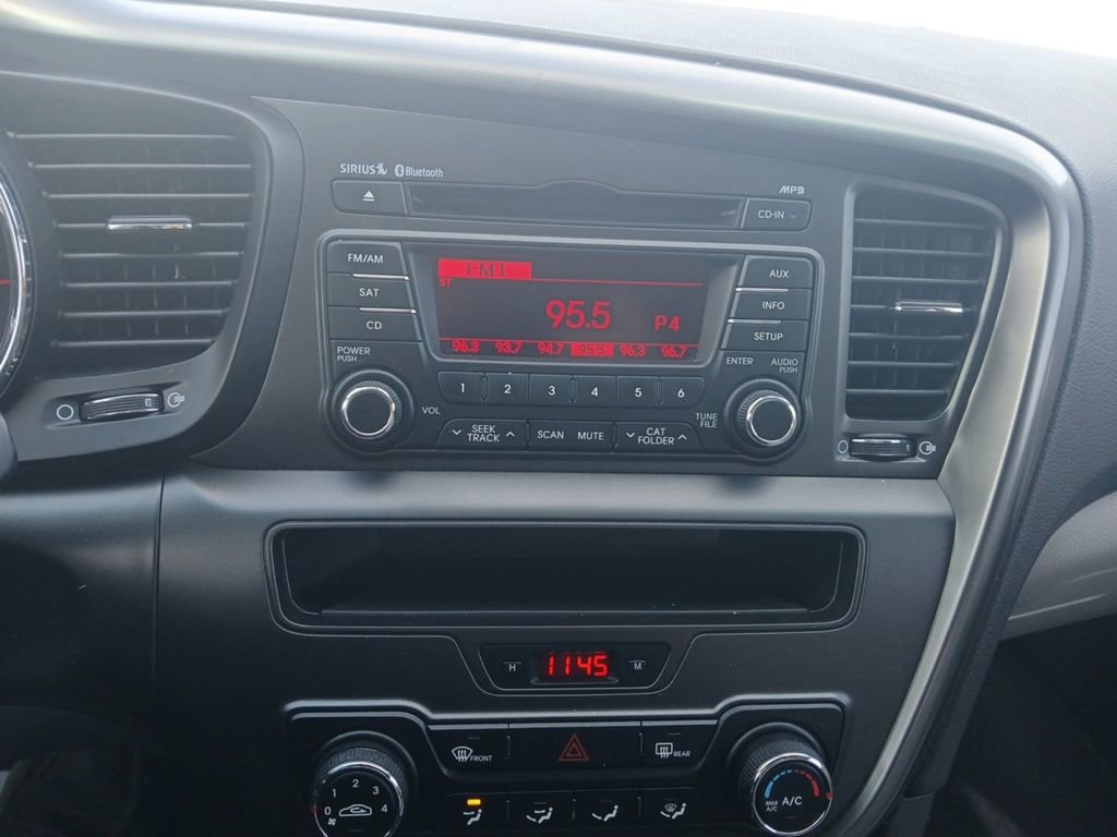 Used 2013 Kia Optima LX image 26