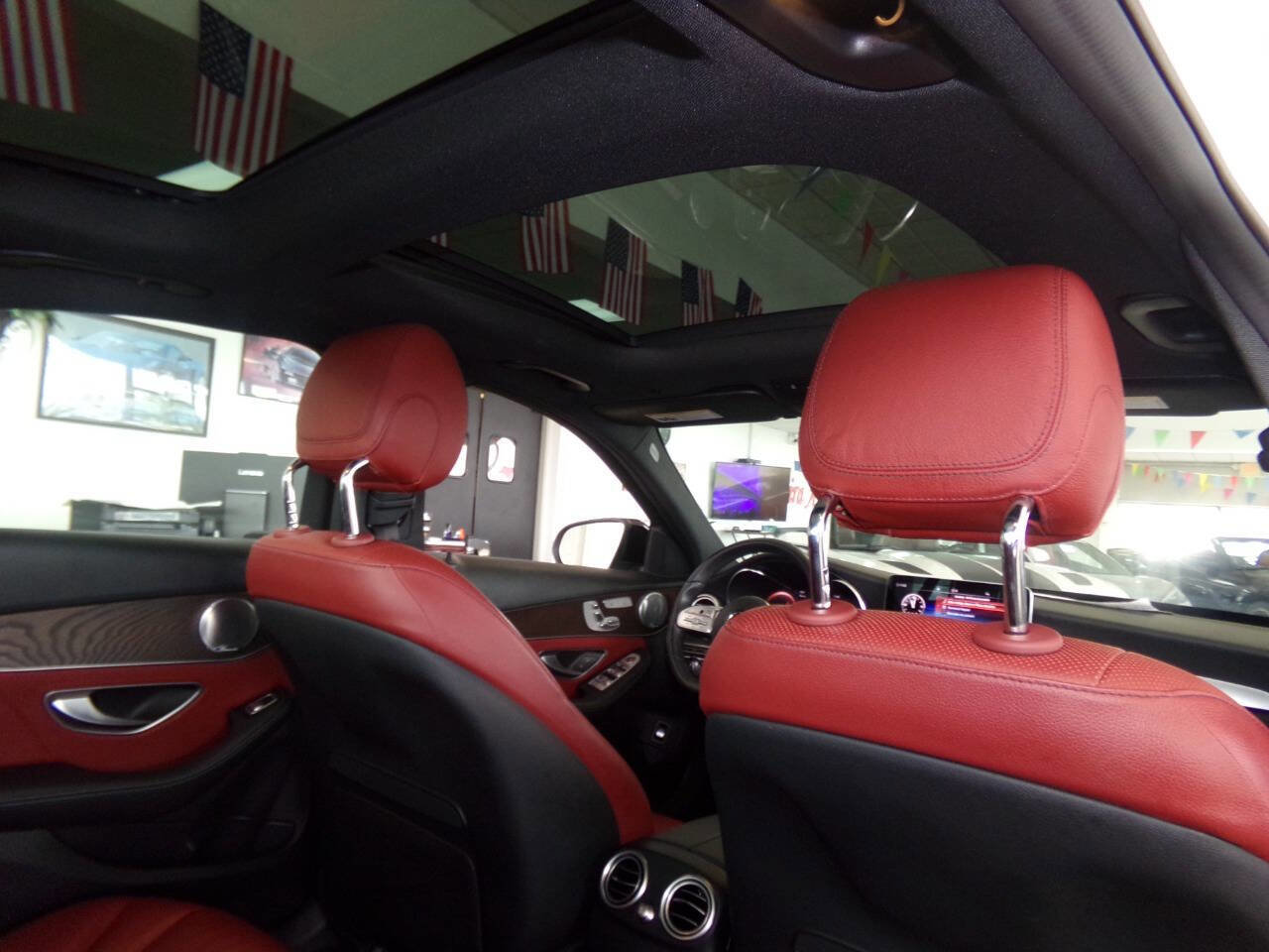 Used 2020 Mercedes-Benz C 300 Sedan w/ AMG Line image 23