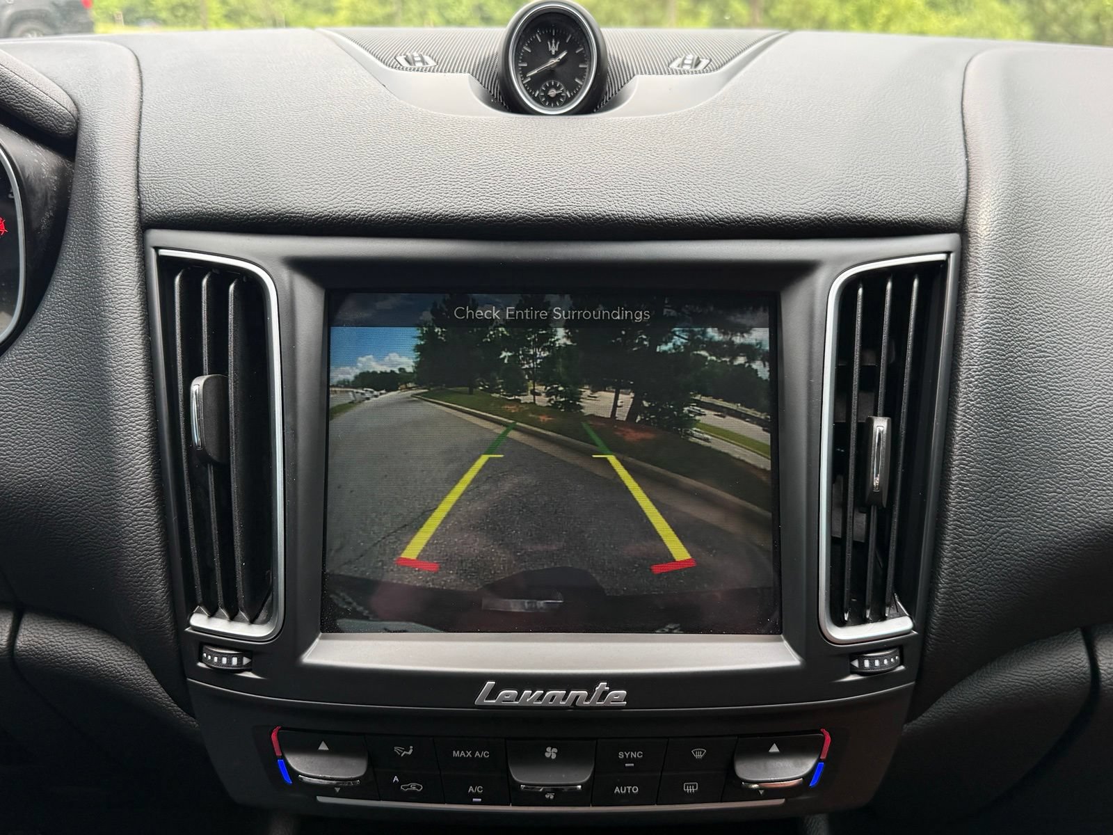 Used 2017 Maserati Levante AWD/4WD image 30
