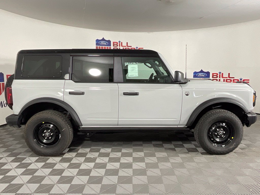 New 2026 Ford Bronco Big Bend w/ Black Diamond Package AWD/4WD image 2