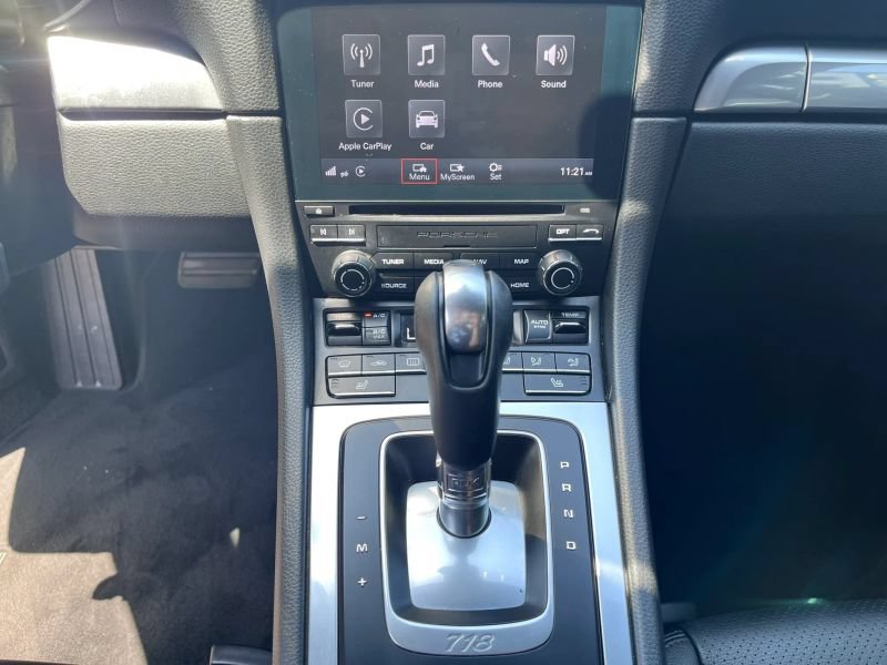 Used 2017 Porsche 718 Cayman RWD image 19