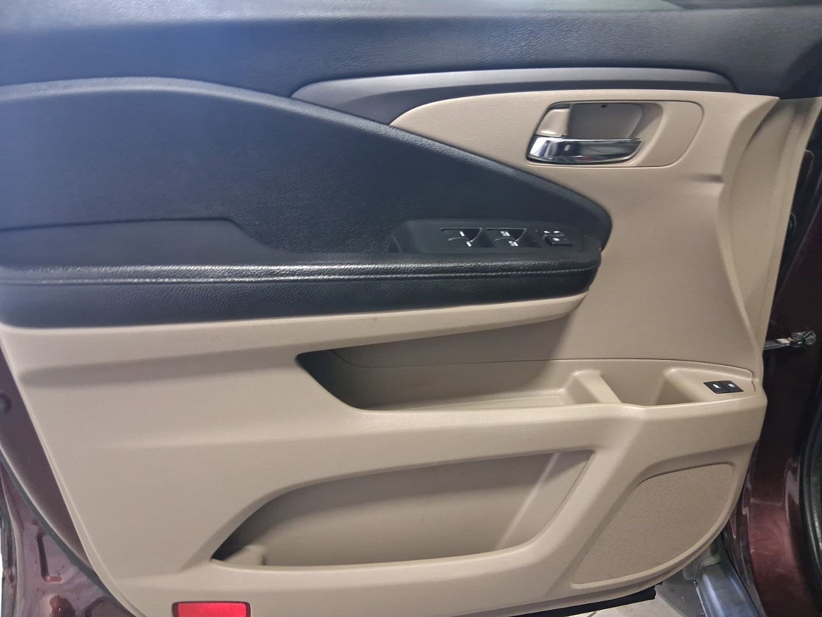 Used 2017 Honda Pilot EX-L image 19