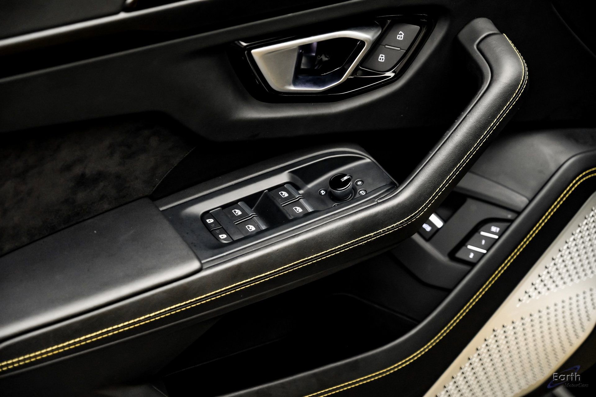 Used 2021 Lamborghini Urus image 94