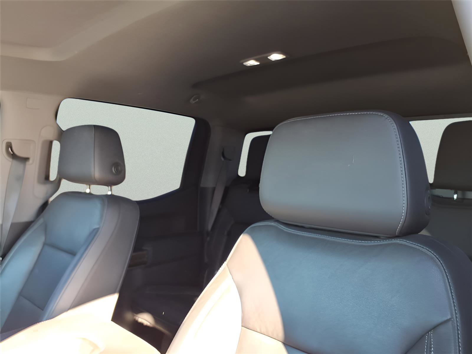 Used 2020 Chevrolet Silverado 1500 LT w/ All-Star Edition image 18