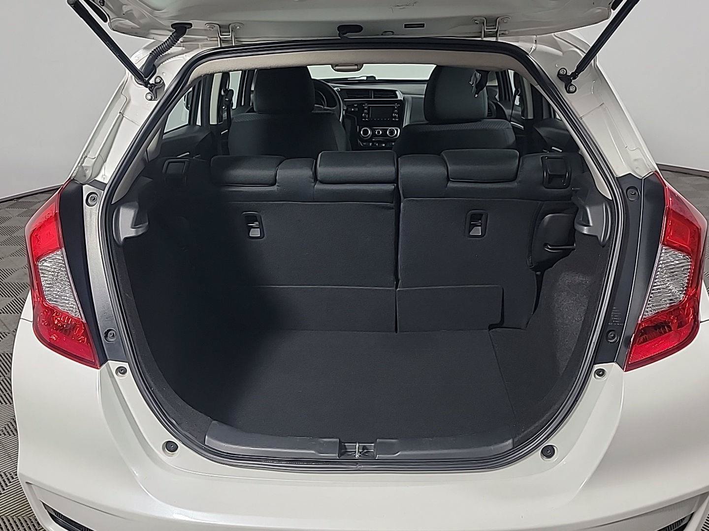 Used 2020 Honda Fit LX image 7