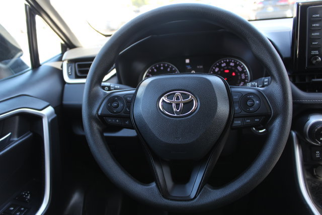 Certified 2022 Toyota RAV4 XLE FWD image 41