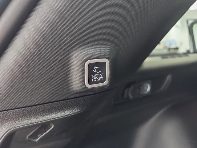 Used 2023 Jeep Grand Cherokee Altitude image 35