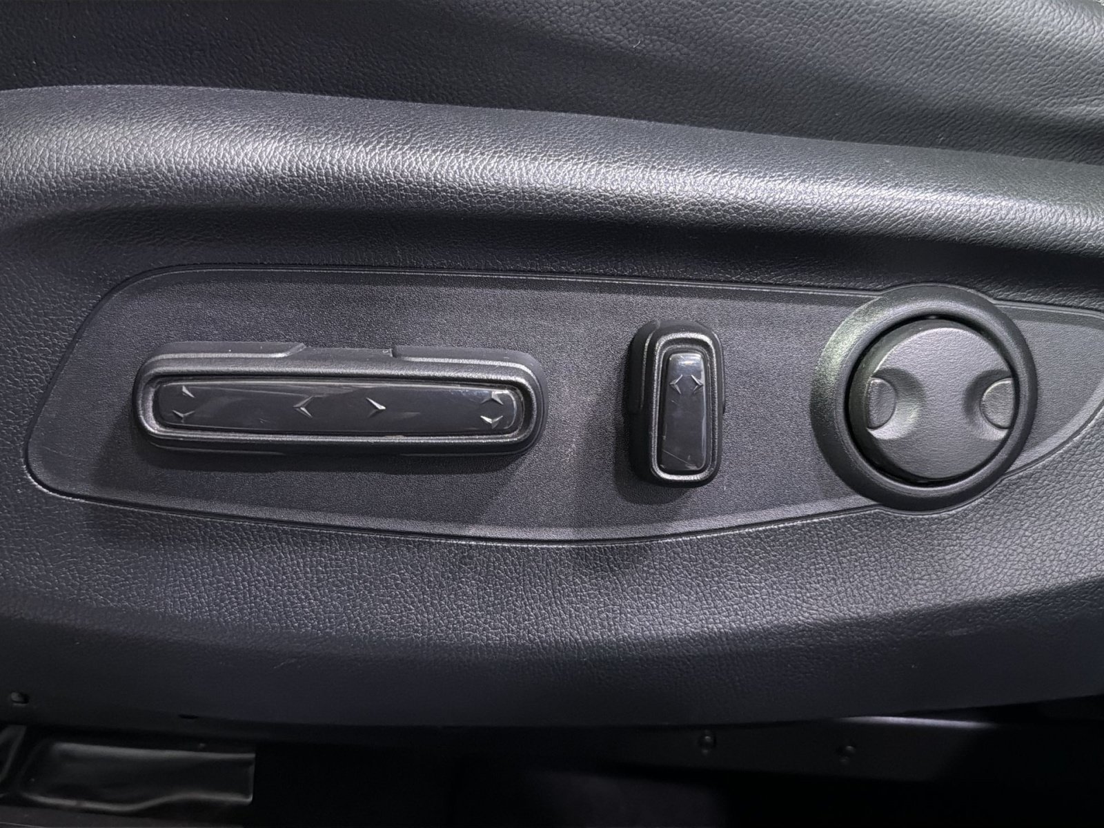 Used 2023 Honda CR-V EX-L image 27