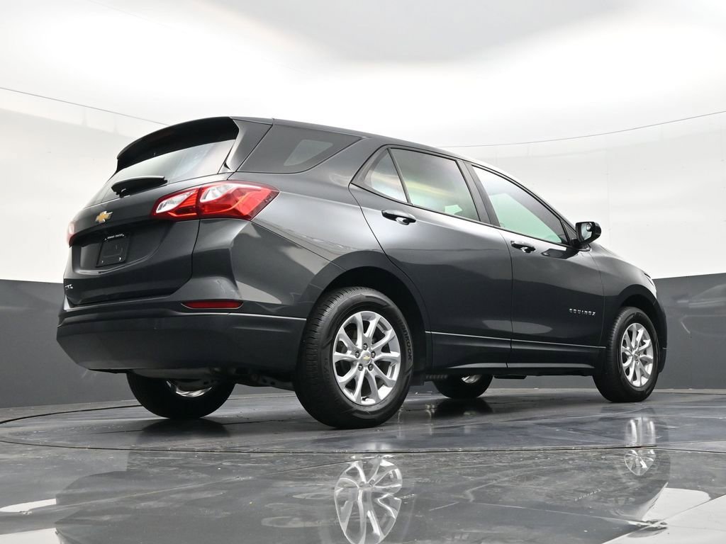 Used 2021 Chevrolet Equinox LS image 25