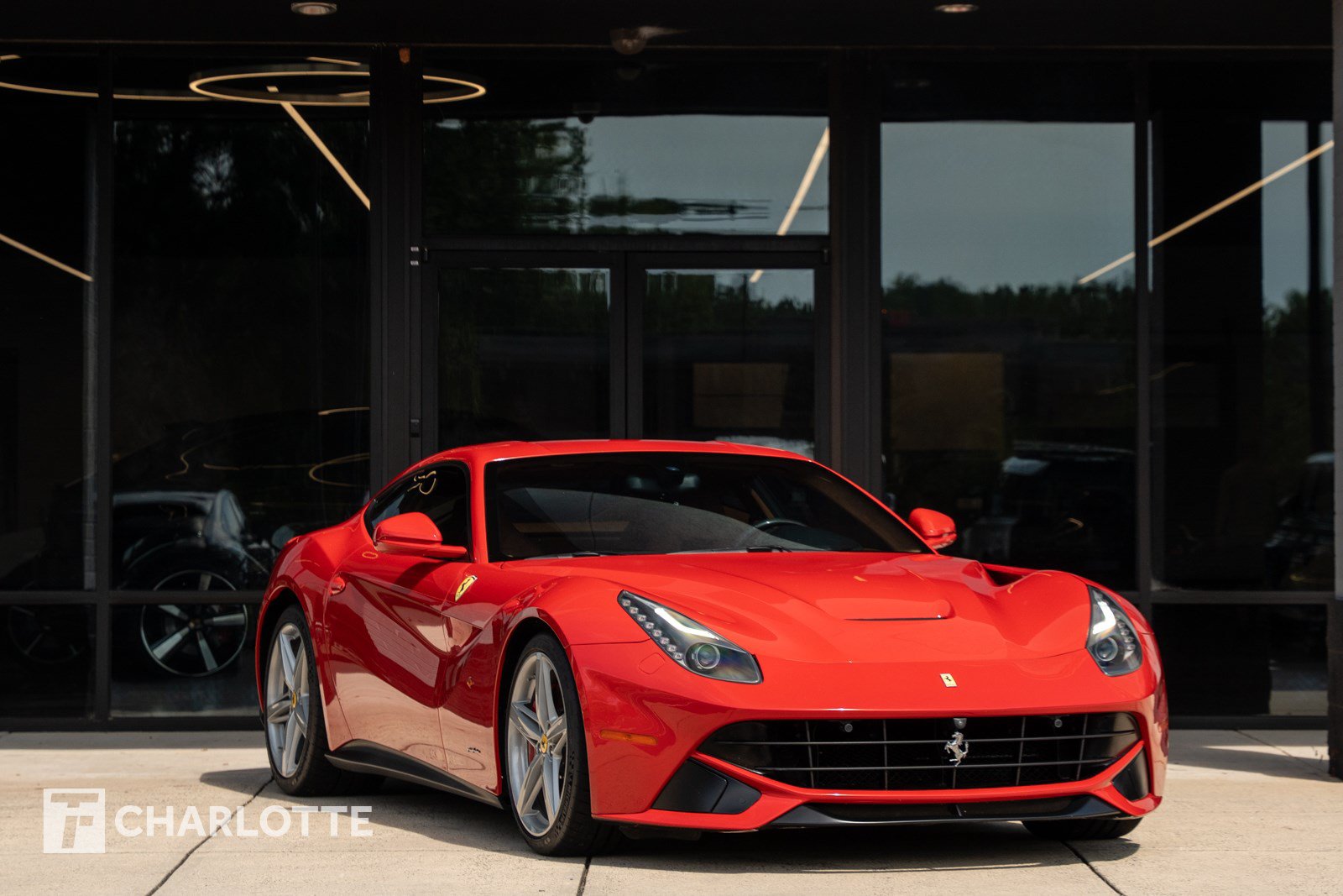 Used 2014 Ferrari F12 Berlinetta RWD image 2