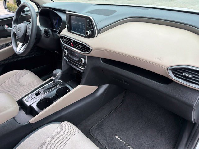 Used 2020 Hyundai Santa Fe SEL FWD image 9