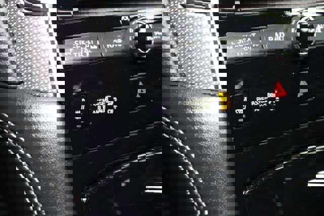 Used 2015 INFINITI Q50 Sport image 16