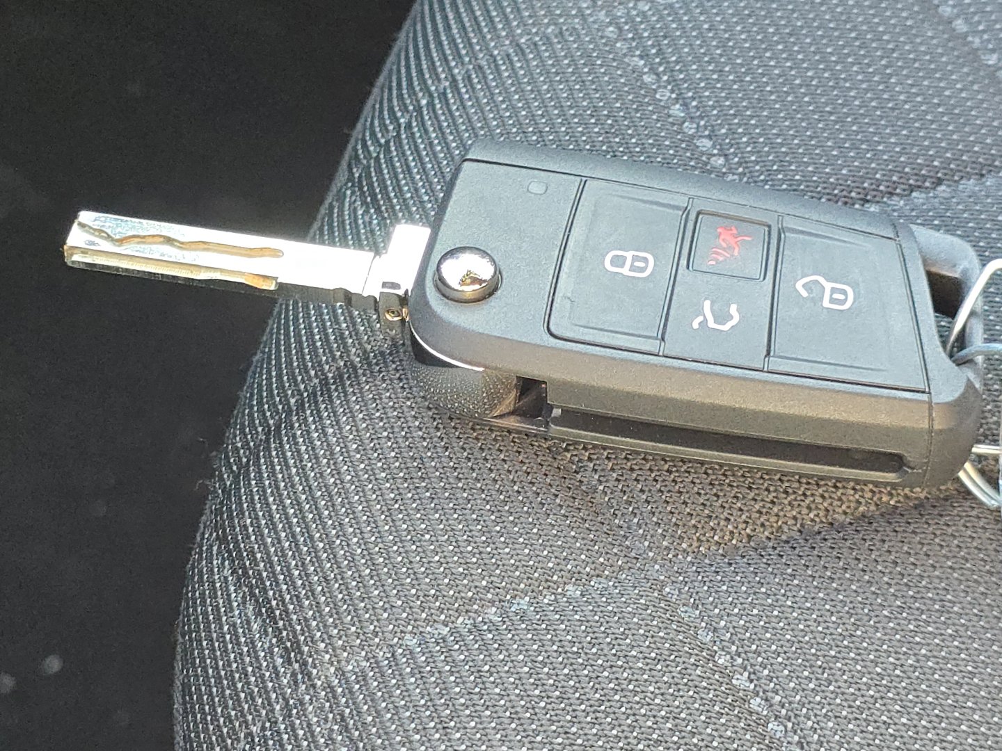 Used 2021 Volkswagen Atlas Cross Sport S image 31