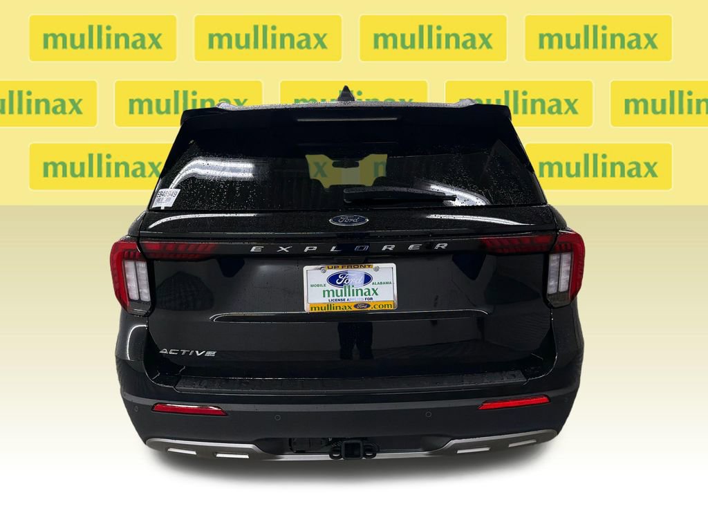 New 2026 Ford Explorer Active RWD image 7