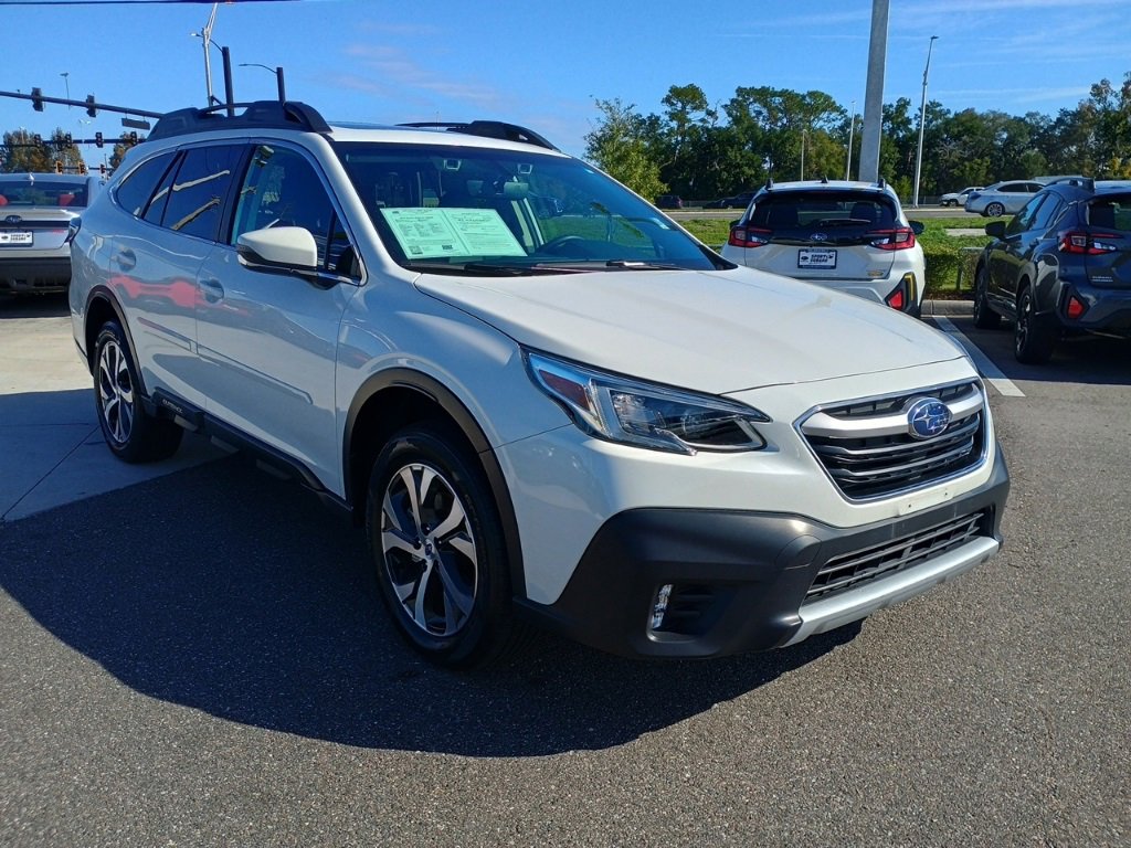 Certified 2022 Subaru Outback Limited image 3